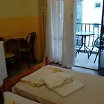 Kadmos Apartmanhotel