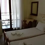 Kadmos Aparthotel 3*
