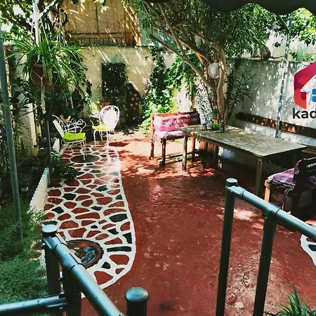 Kadmos Lägenhetshotell 3*