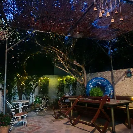 Apartmanhotel Kadmos 3*