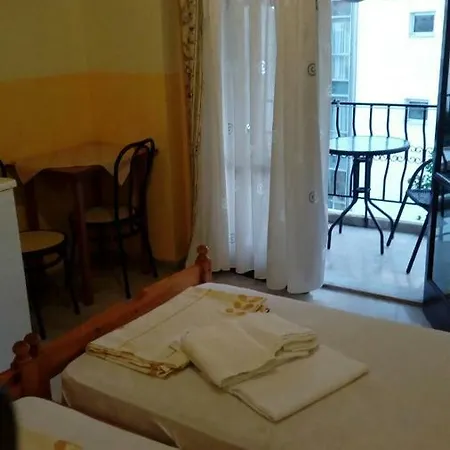 Kadmos Lägenhetshotell