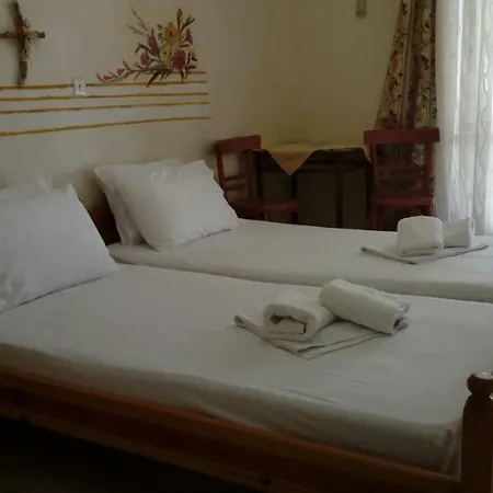 Lägenhetshotell Kadmos 3*